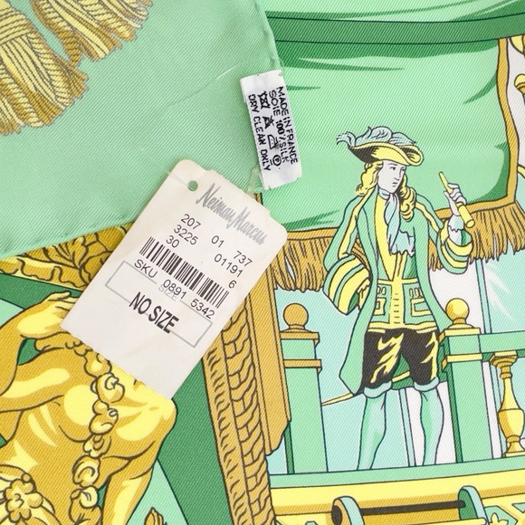 NWT Hermes Scarf "Vue du Carrosse de la Galère -La Réale" 1 - Picture 3 of 11